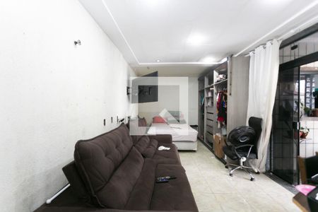 Suíte 1  de casa para alugar com 3 quartos, 350m² em Parque Cruzeiro do Sul, São Paulo