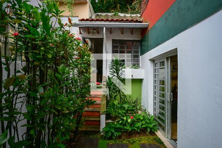 Corredor Externo de casa à venda com 4 quartos, 362m² em Jardim Vitoria Regia (zona Oeste), São Paulo