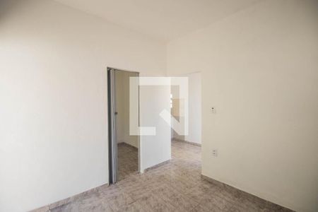 Sala de casa para alugar com 2 quartos, 75m² em Porto Novo, São Gonçalo