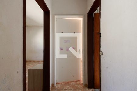 Corredor de apartamento para alugar com 2 quartos, 64m² em Jardim Sabará, Porto Alegre