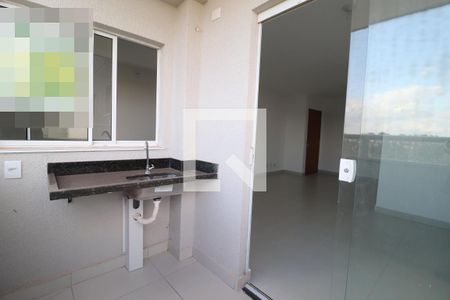 Sacada de apartamento para alugar com 2 quartos, 65m² em Novo Mundo, Uberlândia