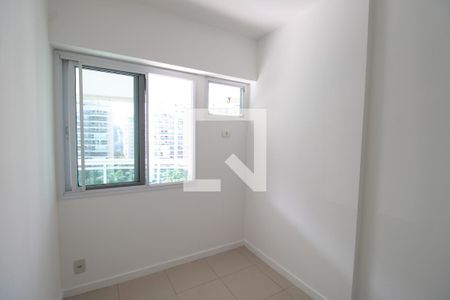 Quarto 1 de apartamento para alugar com 3 quartos, 91m² em Barra Olímpica, Rio de Janeiro