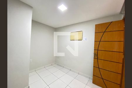Quarto 2 de casa à venda com 2 quartos, 45m² em Engenho de Dentro, Rio de Janeiro