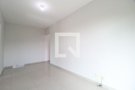 Sala de apartamento para alugar com 2 quartos, 64m² em Saraiva, Uberlândia