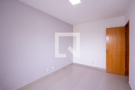 Quarto 1 de casa para alugar com 2 quartos, 64m² em Mutondo, São Gonçalo