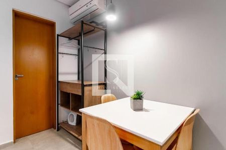 Casa à venda com 8 quartos, 307m² em Pinheiros, São Paulo