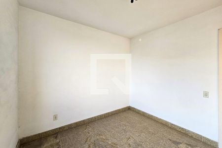 Quarto 2 de apartamento para alugar com 2 quartos, 63m² em Colubandê, São Gonçalo