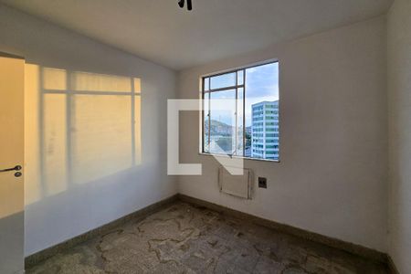 Quarto 2 de apartamento para alugar com 2 quartos, 63m² em Colubandê, São Gonçalo