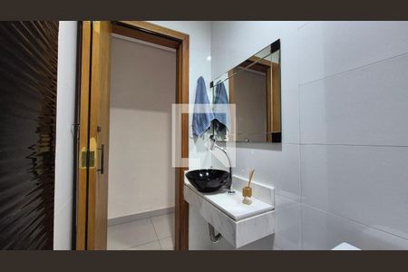Lavabo de casa à venda com 3 quartos, 250m² em Vila Curuçá, Santo André