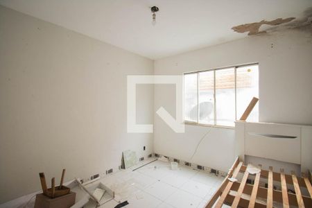Quarto 1 de apartamento para alugar com 2 quartos, 45m² em Porto Novo, São Gonçalo