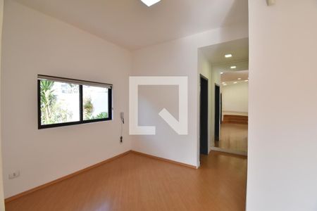 Sala de casa para alugar com 3 quartos, 450m² em Bacacheri, Curitiba