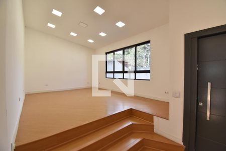 Sala de casa para alugar com 3 quartos, 450m² em Bacacheri, Curitiba