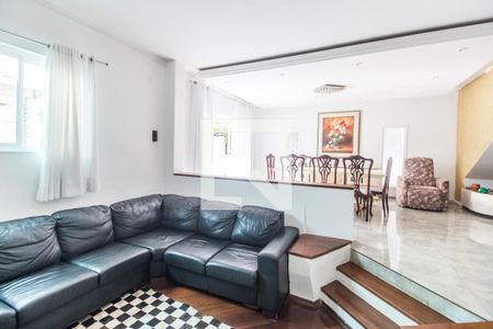 Sala  de casa de condomínio para alugar com 2 quartos, 246m² em Alphaville, Santana de Parnaíba