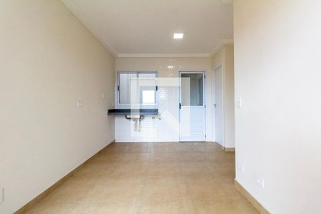Sala e cozinha de apartamento à venda com 2 quartos, 32m² em Vila Carrão, São Paulo