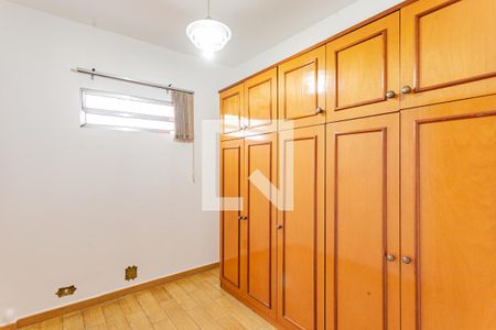 Quarto 1 de casa para alugar com 3 quartos, 160m² em Vila Brasilina, São Paulo