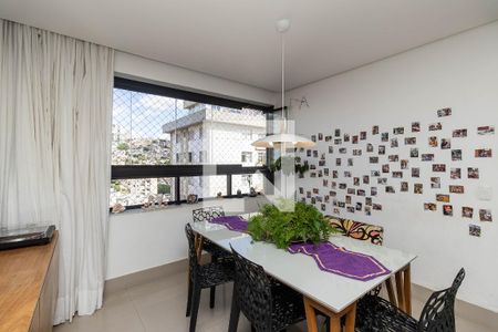 Sala de apartamento à venda com 3 quartos, 82m² em Grajaú, Belo Horizonte
