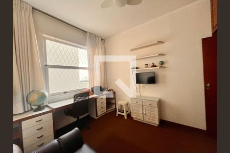 Quarto 1 de apartamento à venda com 4 quartos, 205m² em Leblon, Rio de Janeiro