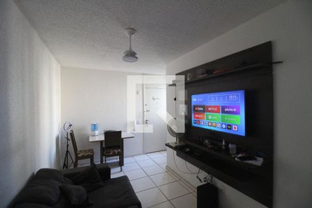 Sala de apartamento para alugar com 2 quartos, 43m² em Posse, Nova Iguaçu