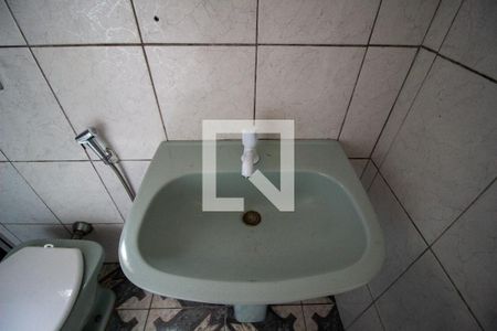 Banheiro da Suíte de casa para alugar com 3 quartos, 100m² em Central Parque Sorocaba, Sorocaba