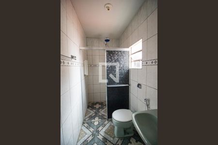 Banheiro da Suíte de casa para alugar com 3 quartos, 100m² em Central Parque Sorocaba, Sorocaba