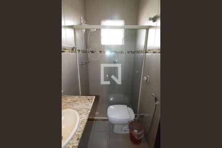 Banheiro de casa para alugar com 2 quartos, 136m² em Vila Industrial, São José dos Campos