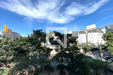 Vista da Sala de apartamento para alugar com 3 quartos, 88m² em Buritis, Belo Horizonte