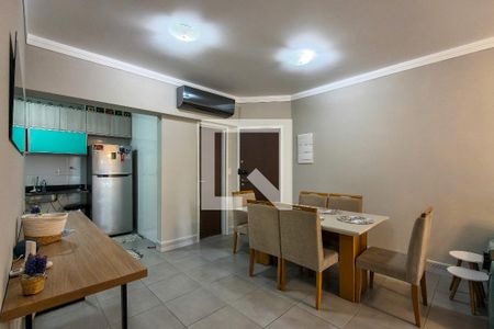 Sala de apartamento para alugar com 2 quartos, 110m² em Canto do Forte, Praia Grande