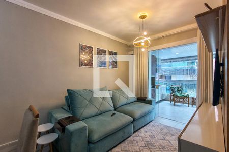 Sala de apartamento para alugar com 2 quartos, 110m² em Canto do Forte, Praia Grande