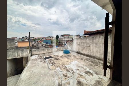 Casa para alugar com 2 quartos, 80m² em Jardim Campinas, São Paulo