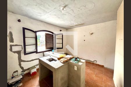 Sala/Cozinha de casa à venda com 4 quartos, 160m² em Jardim Campinas, São Paulo