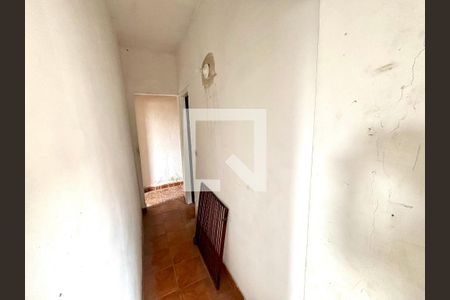 Corredor de casa à venda com 4 quartos, 160m² em Jardim Campinas, São Paulo