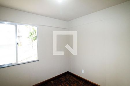 Quarto 1 de apartamento para alugar com 2 quartos, 43m² em Irajá, Rio de Janeiro