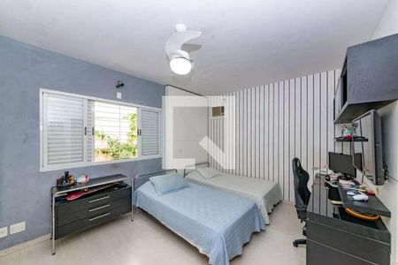 Casa à venda com 4 quartos, 267m² em Gutierrez, Belo Horizonte