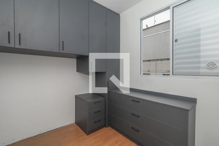 Quarto 2 de apartamento à venda com 2 quartos, 44m² em Costa E Silva, Porto Alegre