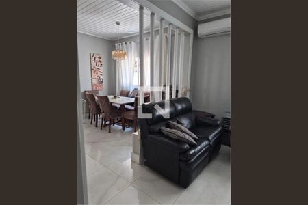 Casa à venda com 4 quartos, 262m² em Bela Aliança, São Paulo