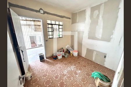 Quarto 2 de casa para alugar com 2 quartos, 80m² em Jardim Campinas, São Paulo