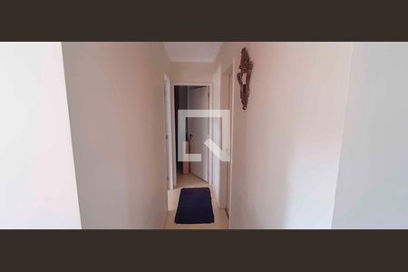 Corredor de apartamento para alugar com 2 quartos, 70m² em Vila Yara, Osasco