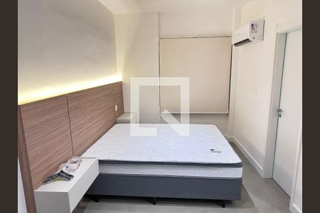 Quarto de apartamento à venda com 1 quarto, 43m² em Passo d’Areia, Porto Alegre