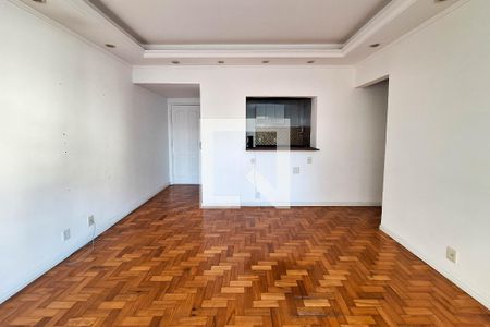 Sala de apartamento à venda com 2 quartos, 70m² em Icaraí, Niterói