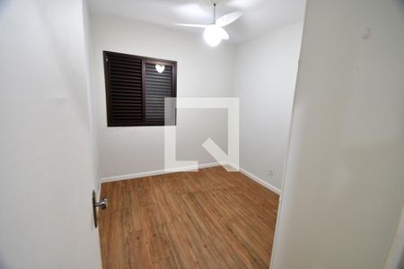 Quarto 1 de apartamento para alugar com 3 quartos, 75m² em Vila Guararapes, Campinas