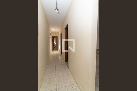 Corredor de casa para alugar com 2 quartos, 100m² em Bangu, Rio de Janeiro