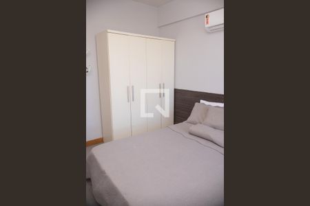 Apartamento para alugar com 1 quarto, 54m² em Costa Azul, Salvador