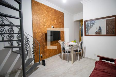 Sala de apartamento para alugar com 2 quartos, 120m² em Vila da Penha, Rio de Janeiro