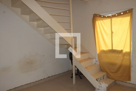 Casa de Condomínio para alugar com 2 quartos, 96m² em Caucaia do Alto, Cotia
