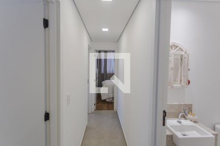 Corredor de apartamento à venda com 3 quartos, 73m² em Santa Efigênia, Belo Horizonte