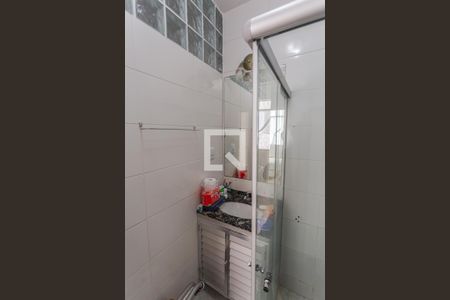 Banheiro da Suíte de apartamento para alugar com 2 quartos, 65m² em Carmo, Belo Horizonte
