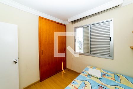 Quarto 1 de apartamento à venda com 3 quartos, 230m² em Santa Efigênia, Belo Horizonte