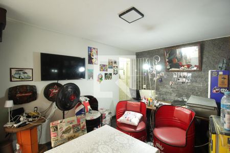 Sala 2 de casa para alugar com 4 quartos, 120m² em Vila Jaguari, São Paulo