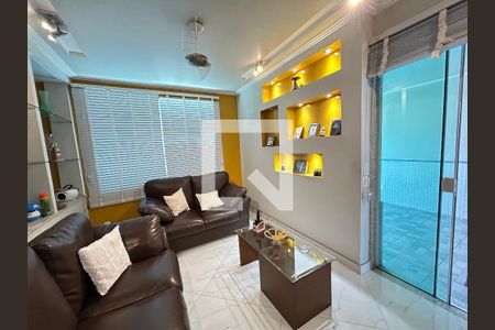 Sala de casa de condomínio à venda com 4 quartos, 400m² em Vila Valqueire, Rio de Janeiro