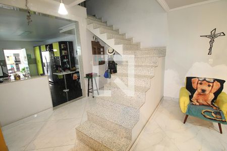 Escada de casa de condomínio à venda com 4 quartos, 400m² em Vila Valqueire, Rio de Janeiro